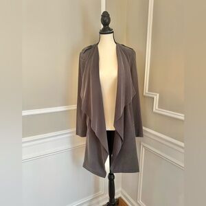 NWT! Forever 21 Light Weight Gray Kimono Jacket. Women’s Size Small